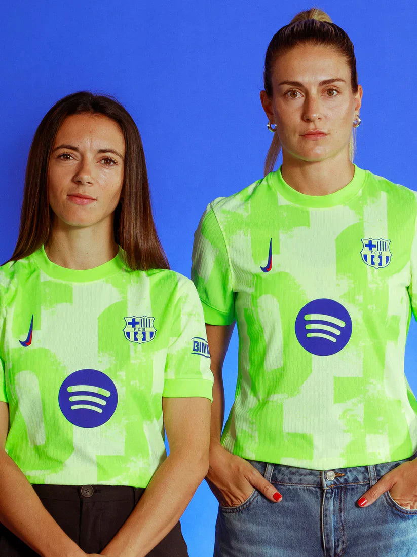 Barcelona Woman 24∕25 Third