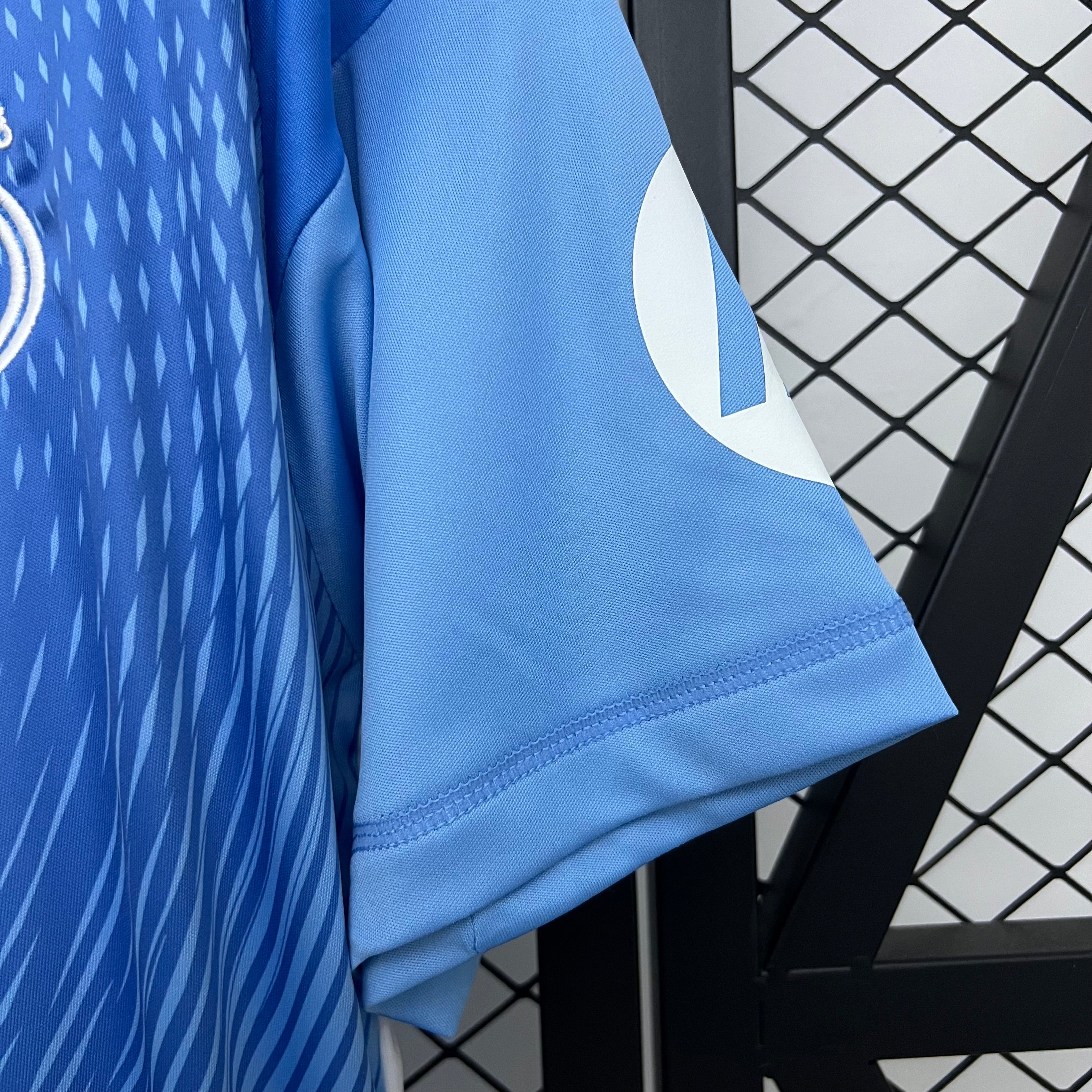 Real Madrid Trikot 25/26 Sonderedition – Blau