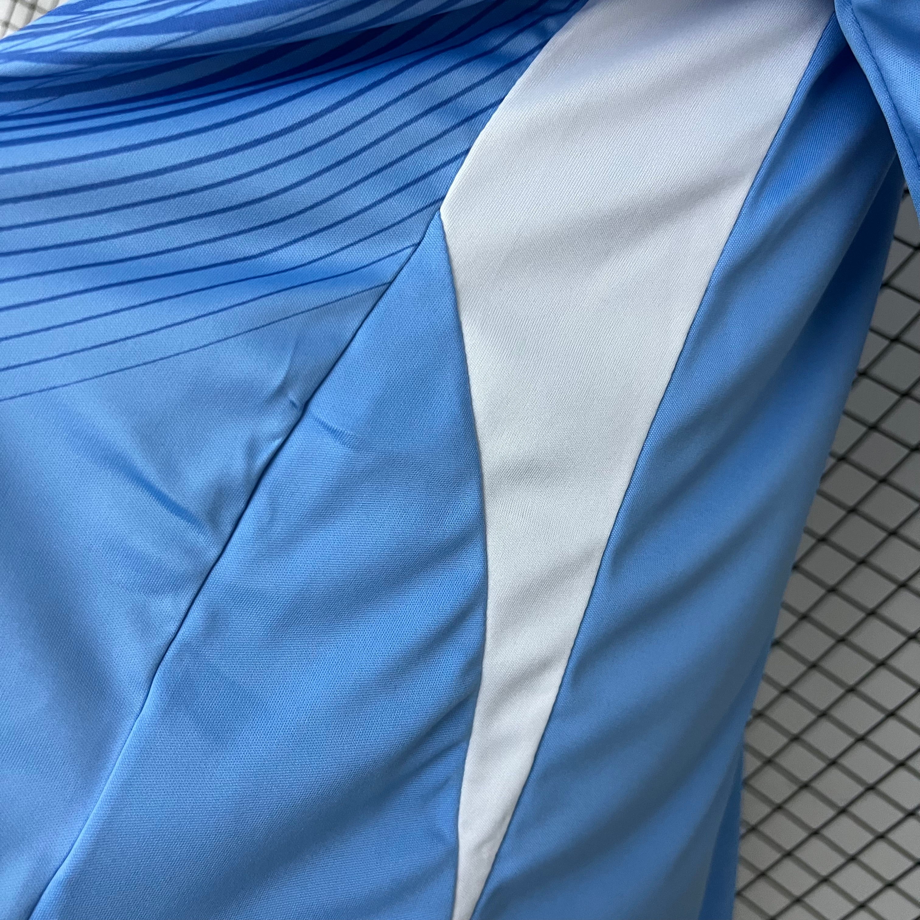 Real Madrid Trikot 25/26 Sonderedition – Blau