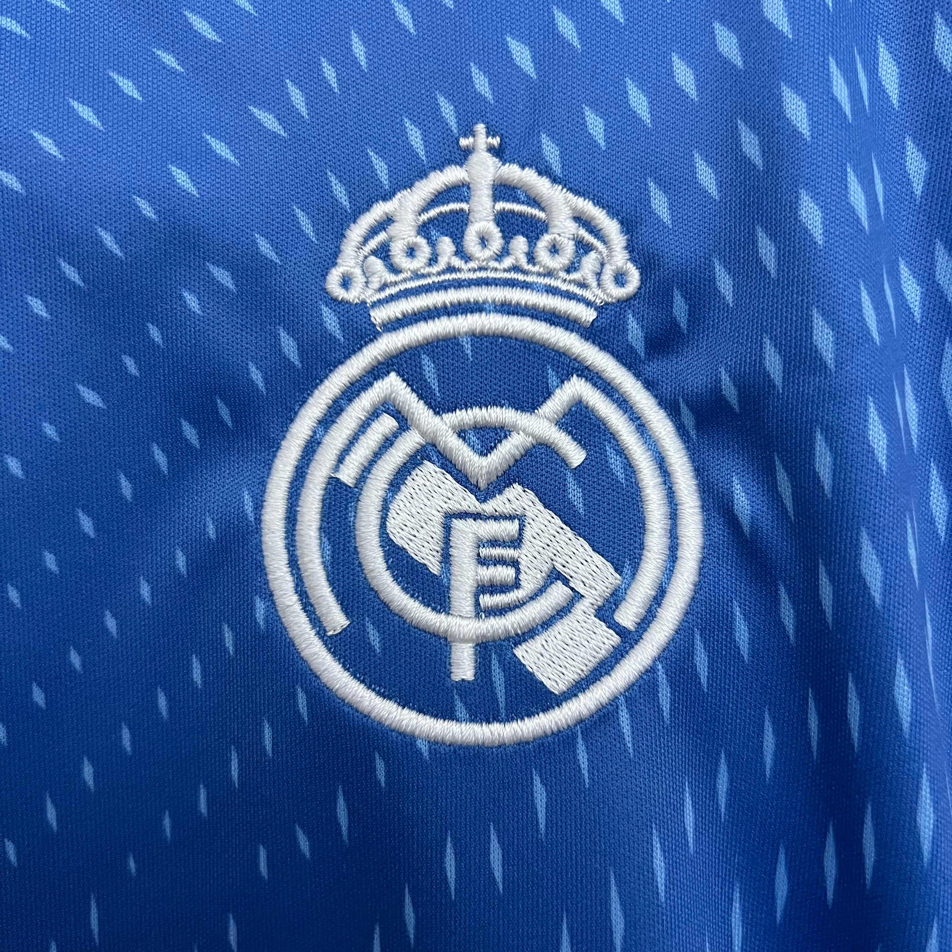 Real Madrid Trikot 25/26 Sonderedition – Blau