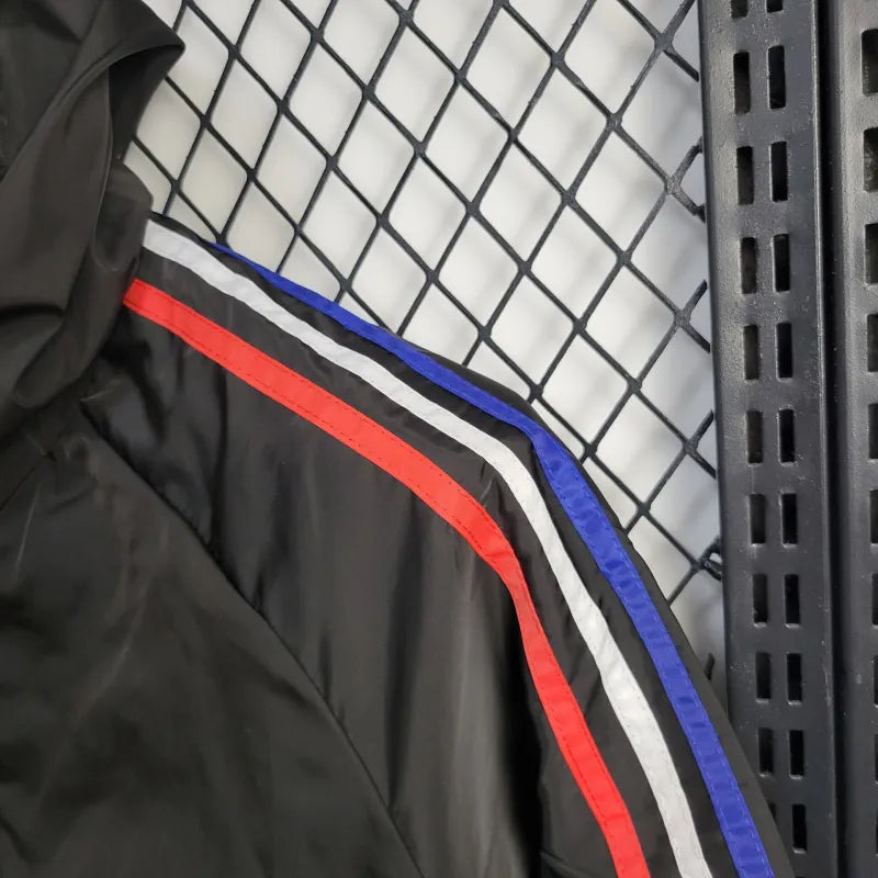 Windjacke River Plate 24/25 - Preto und Vermelho