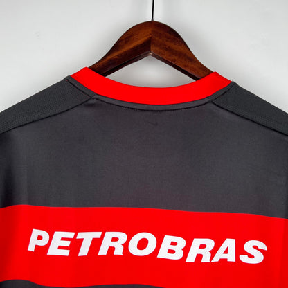 Trikot Flamengo Retro 2002 Vermelha e Preta 